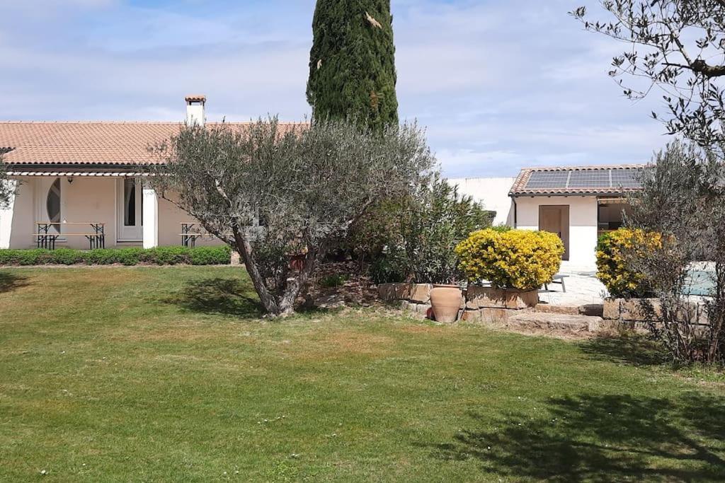 Villa L'Estel En Campagne Avec Piscine Privee Proche Arles Et Avignon Tarascon Bagian luar foto